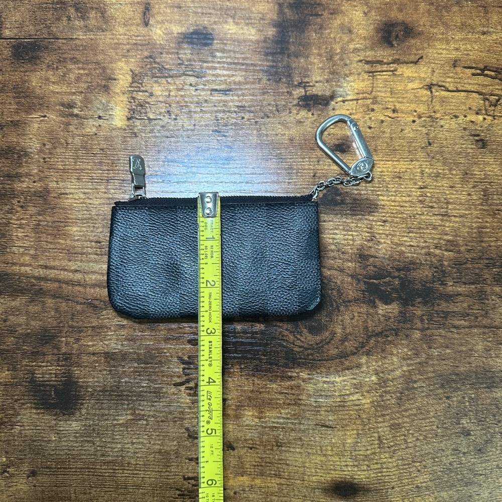 Louis Vuitton Damier Graphite Key Pouch - Picture 13 of 16